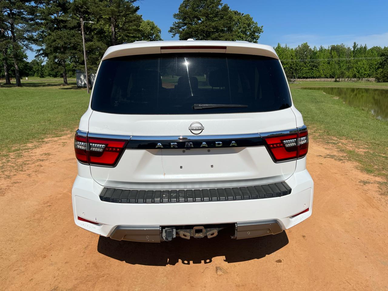 Nissan Armada 4x4 SV 2021