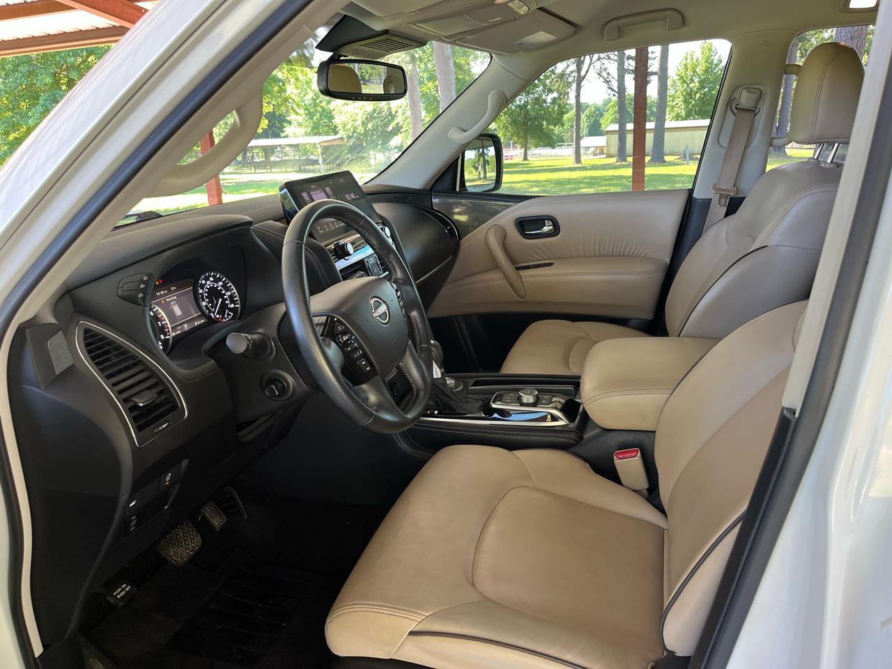 Nissan Armada 4x4 SV 2021