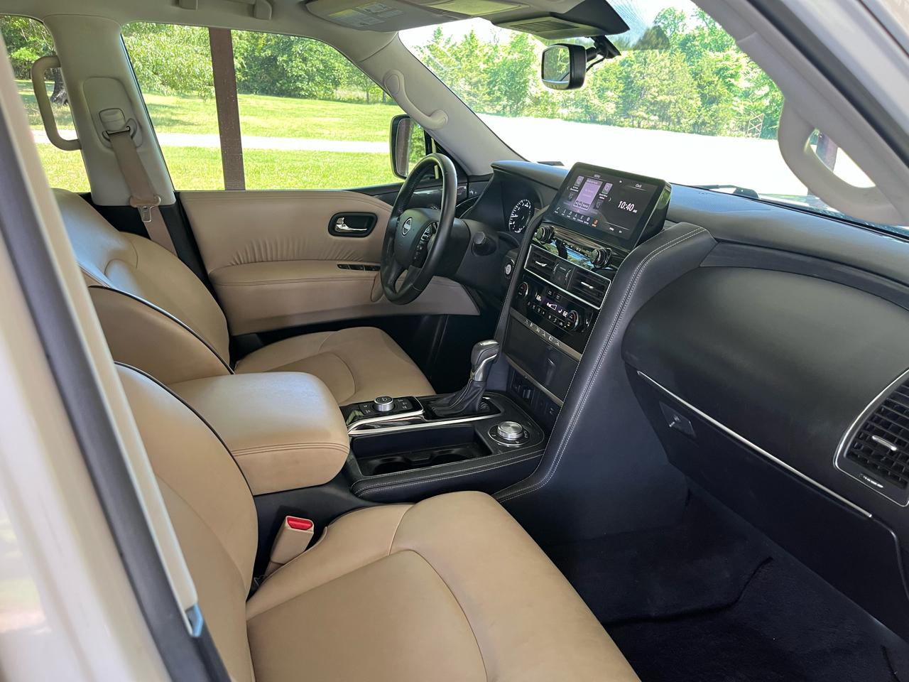 Nissan Armada 4x4 SV 2021