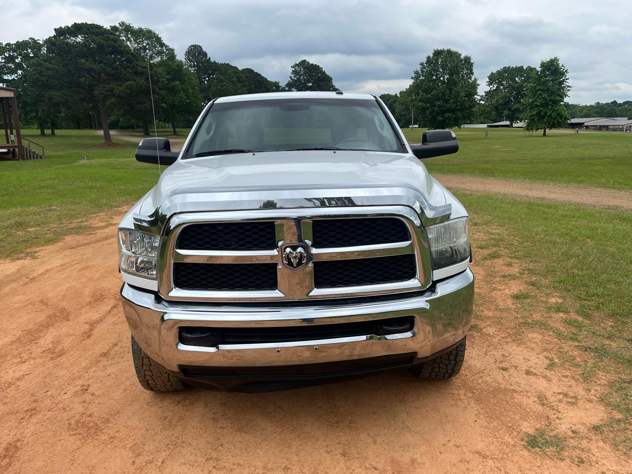 RAM 2500 4WD Reg Cab 140.5" Tradesman 2014