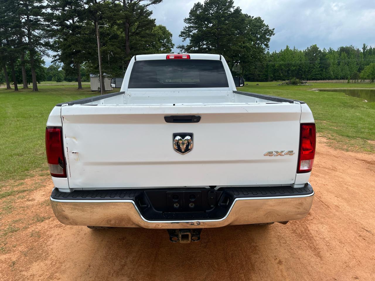 RAM 2500 4WD Reg Cab 140.5" Tradesman 2014