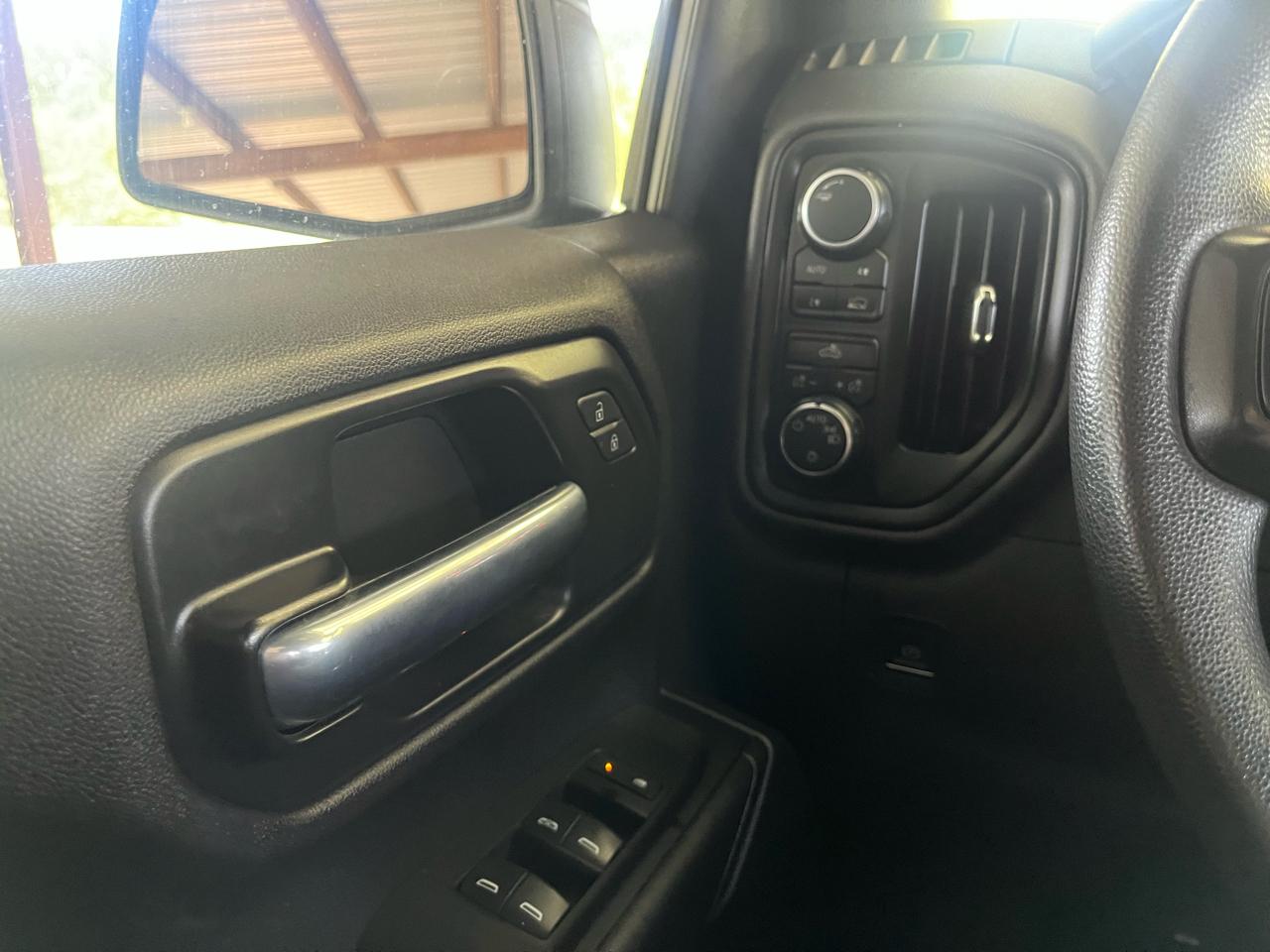 Chevrolet Silverado 1500 4WD Crew Cab 147" Work Truck 2022