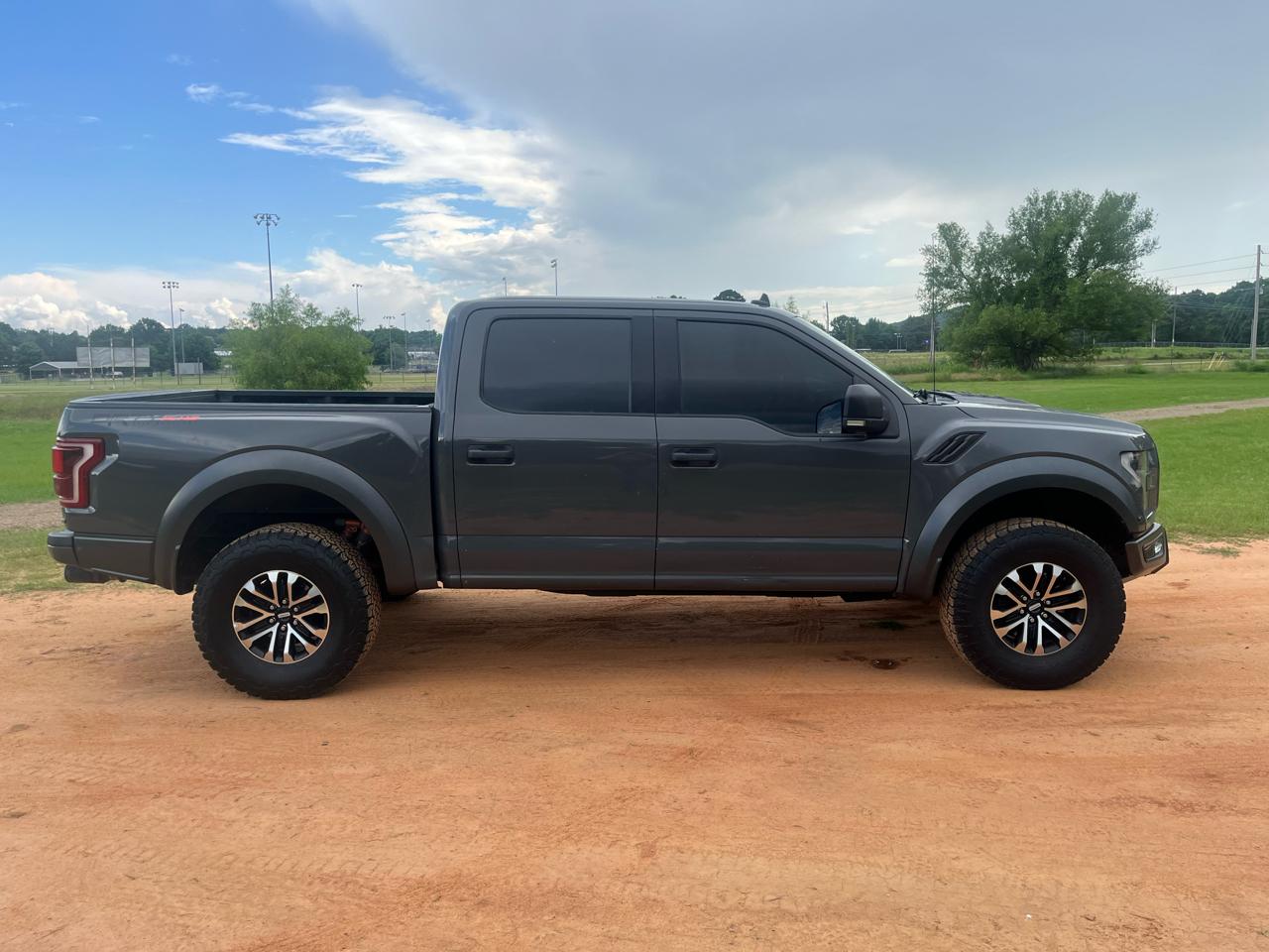 Ford F-150 Raptor 4WD SuperCrew 5.5' Box 2020