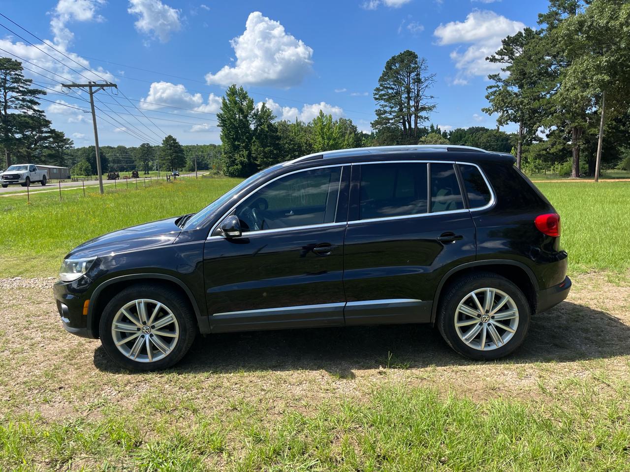 Volkswagen Tiguan 2WD 4dr Auto R-Line 2015