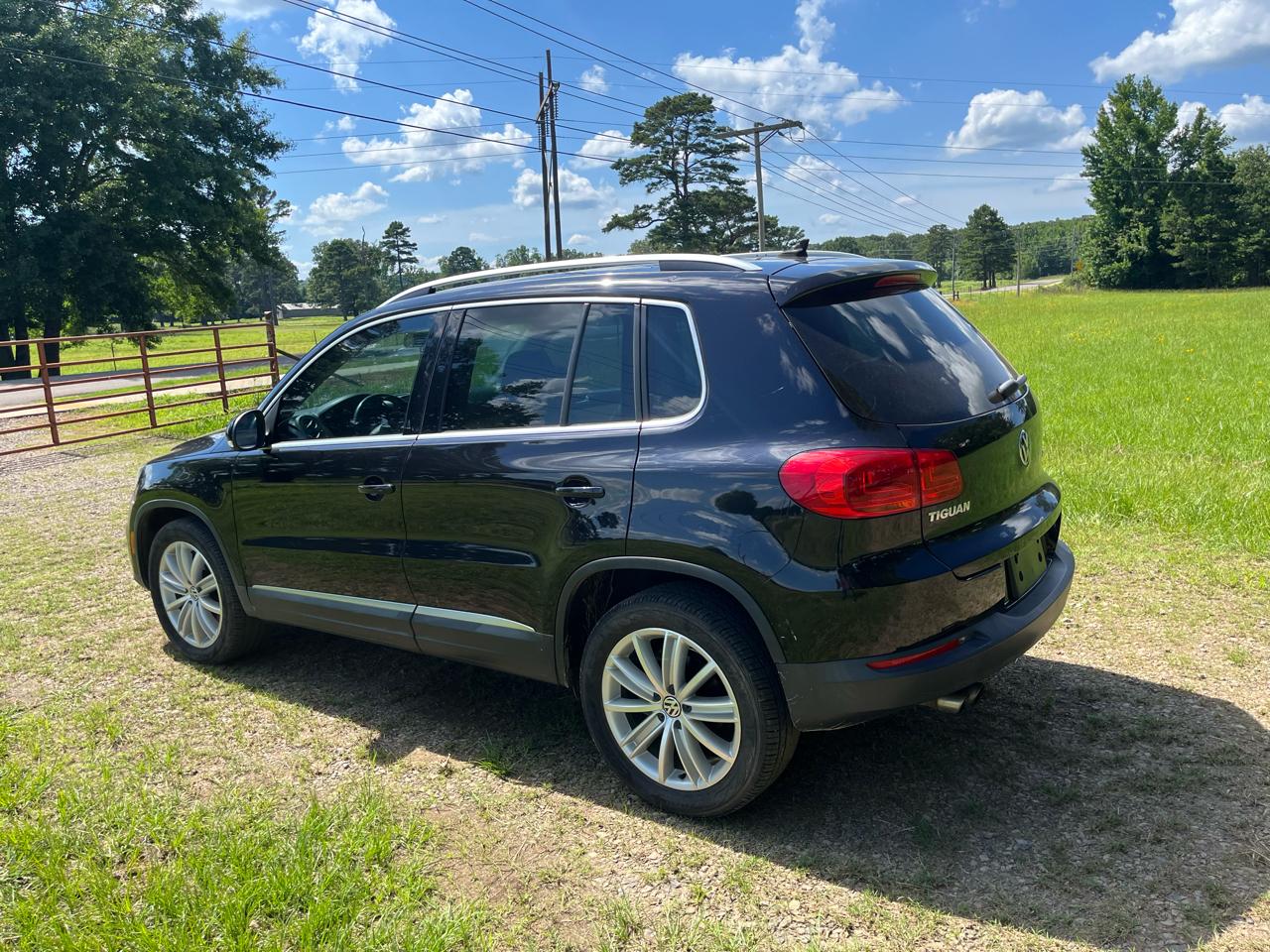 Volkswagen Tiguan 2WD 4dr Auto R-Line 2015