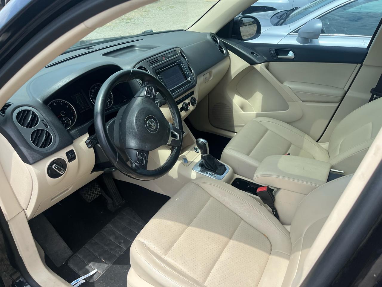 Volkswagen Tiguan 2WD 4dr Auto R-Line 2015