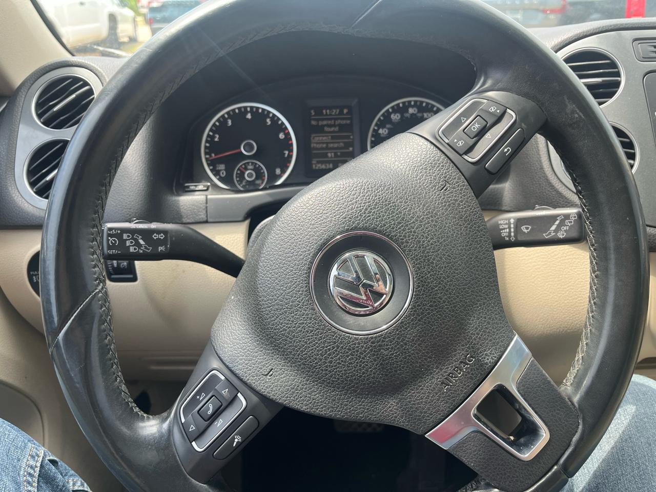 Volkswagen Tiguan 2WD 4dr Auto R-Line 2015