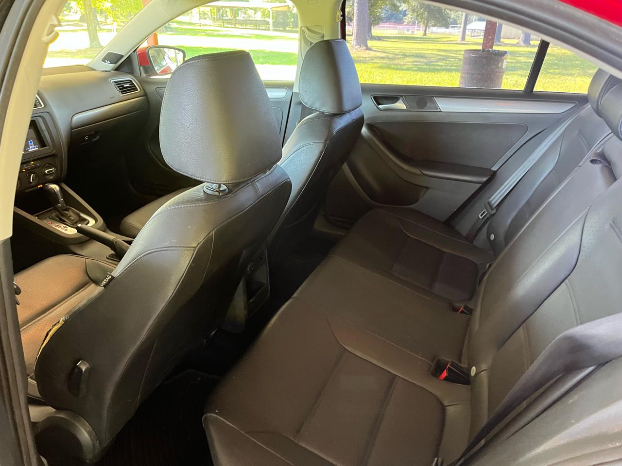 Volkswagen Jetta Sedan 4dr DSG TDI 2014
