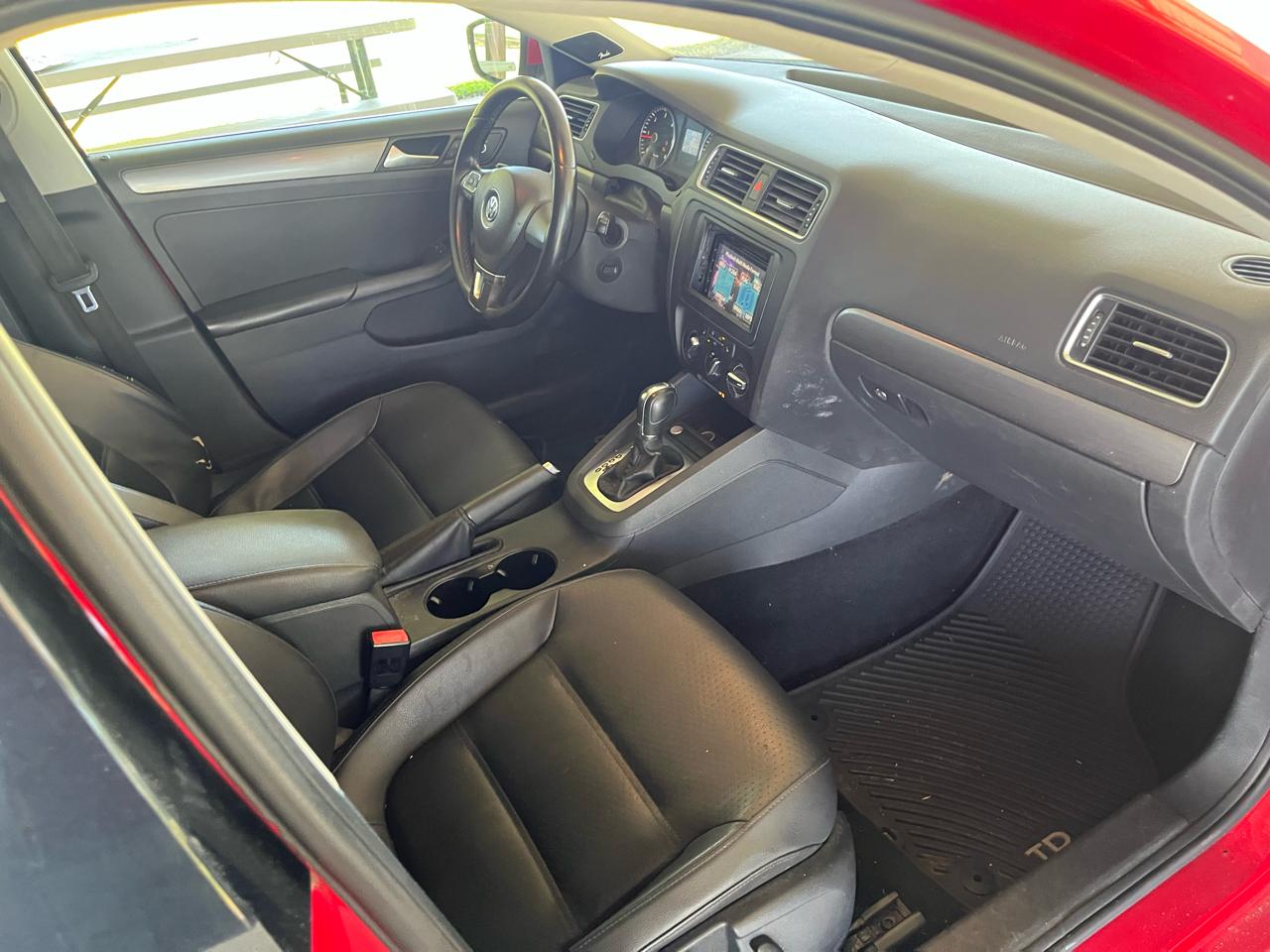 Volkswagen Jetta Sedan 4dr DSG TDI 2014