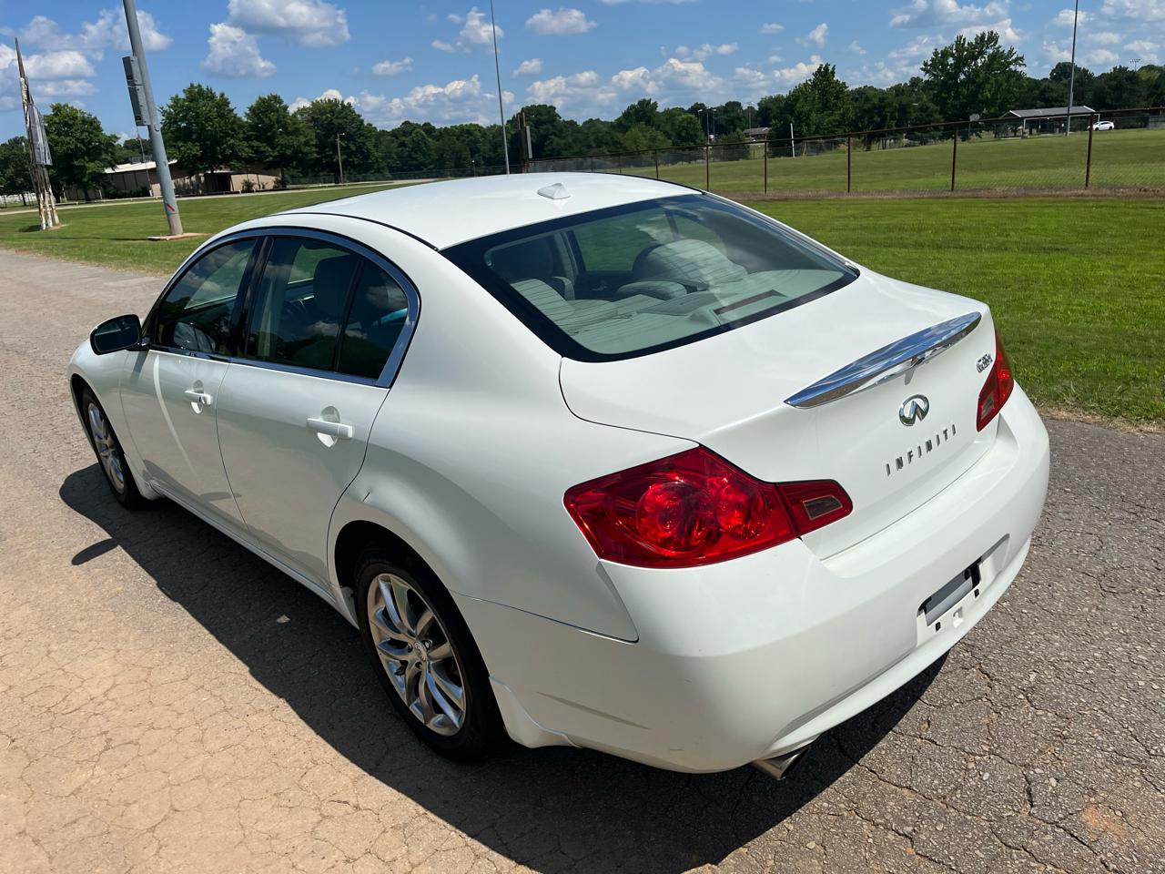Infiniti G35 Sedan 4dr x AWD 2008