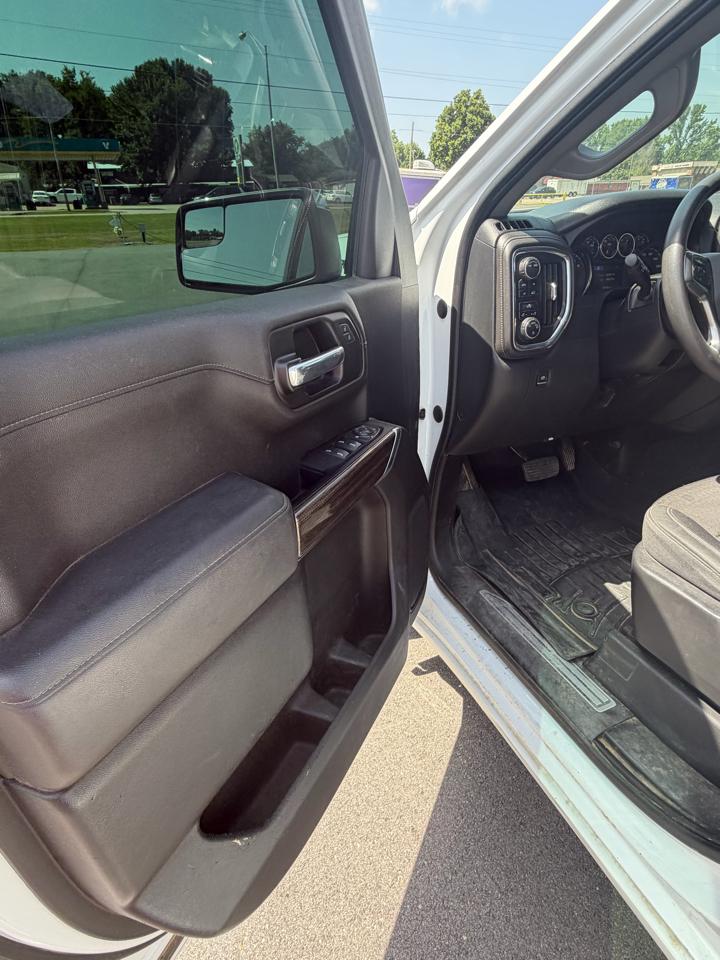 Chevrolet 1500 Reg Cab 117.5" 2020