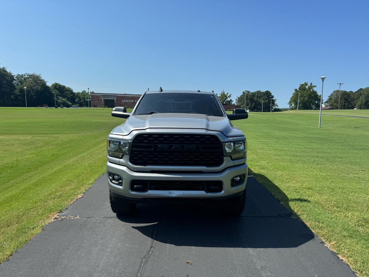 RAM 2500 Big Horn 4x4 Crew Cab 6'4" Box 2022