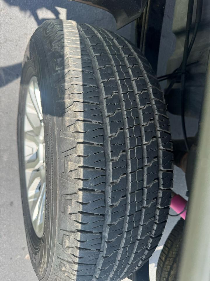 GMC Sierra 1500 4WD Reg Cab 133.0" SLE 2017