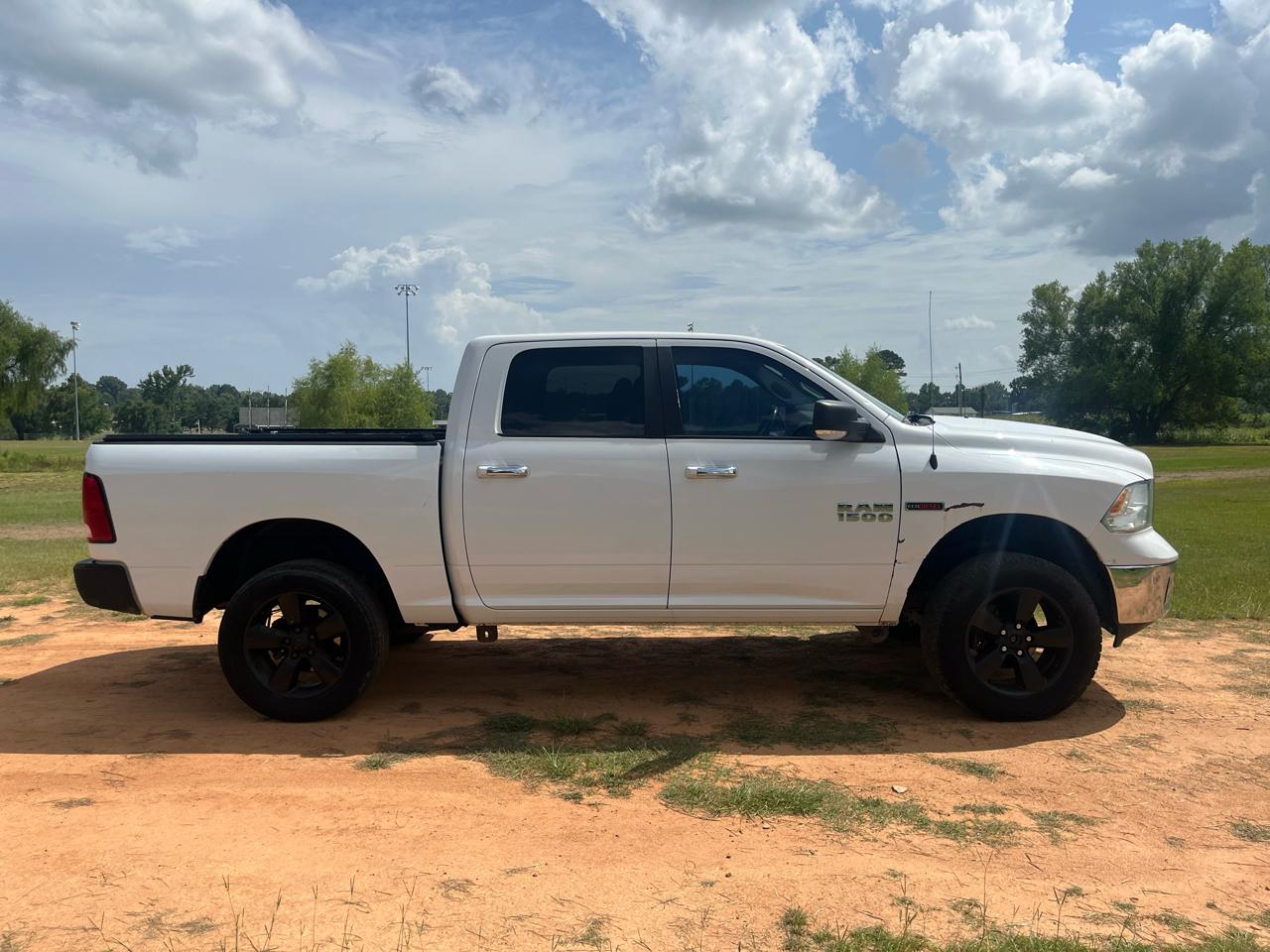 RAM 1500 4WD Crew Cab 140.5" Big Horn 2016