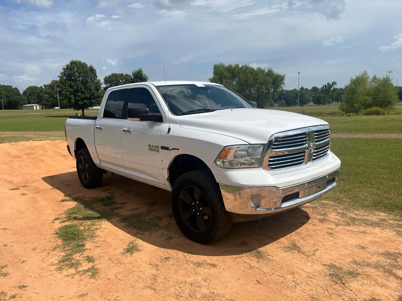 RAM 1500 4WD Crew Cab 140.5" Big Horn 2016