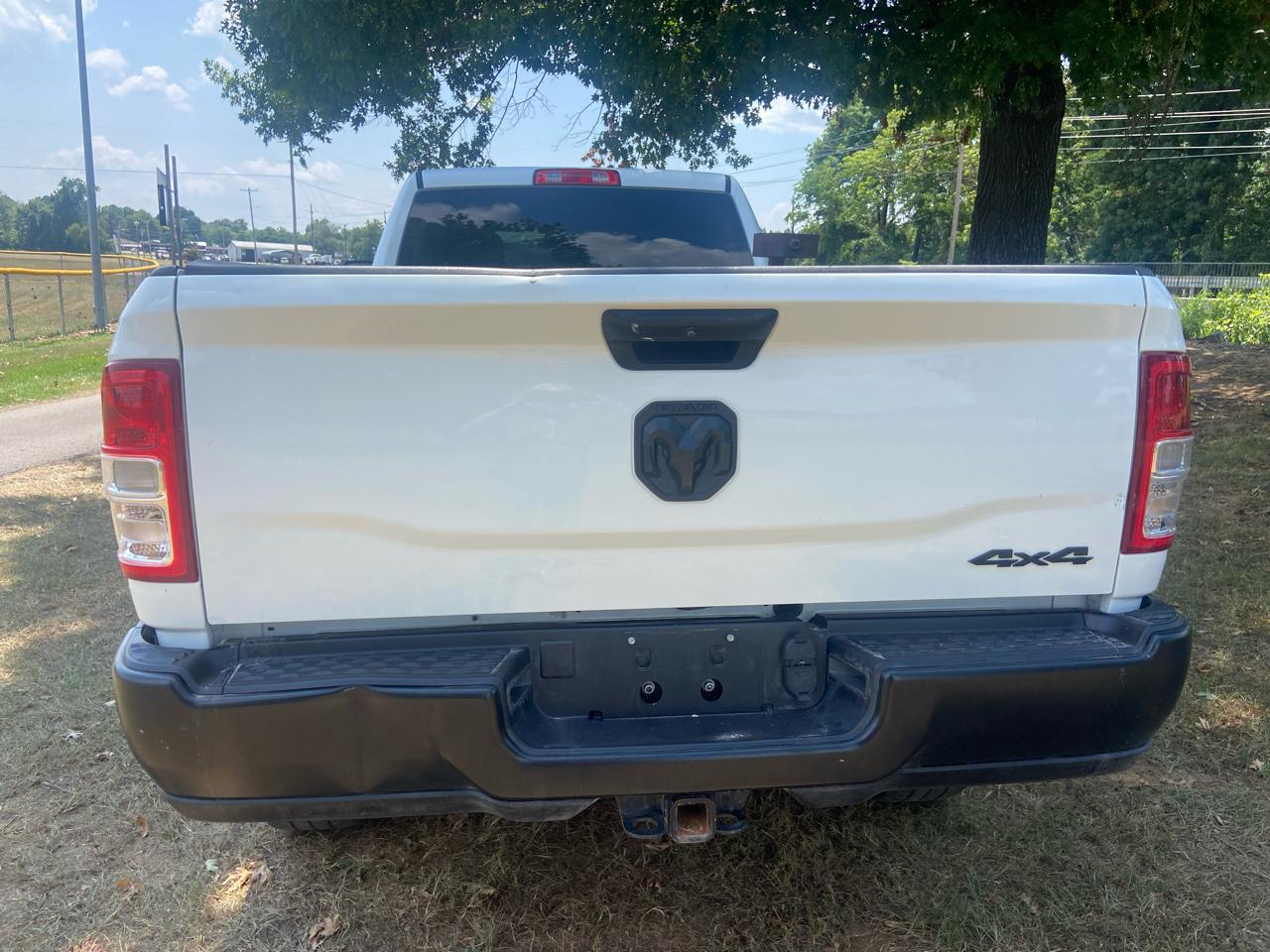RAM 2500 Tradesman 4x4 Crew Cab 8' Box 2024
