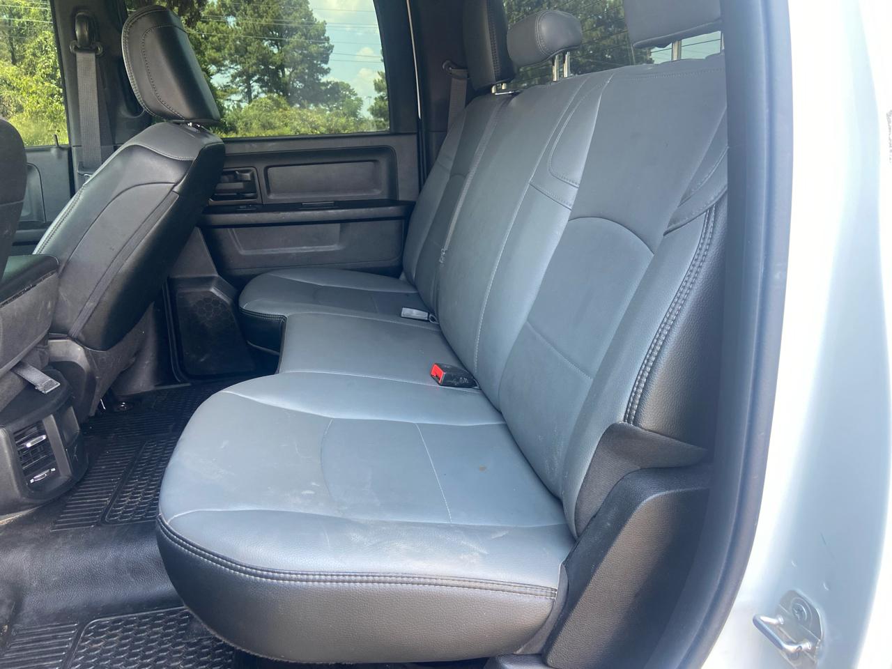 RAM 2500 Tradesman 4x4 Crew Cab 8' Box 2024