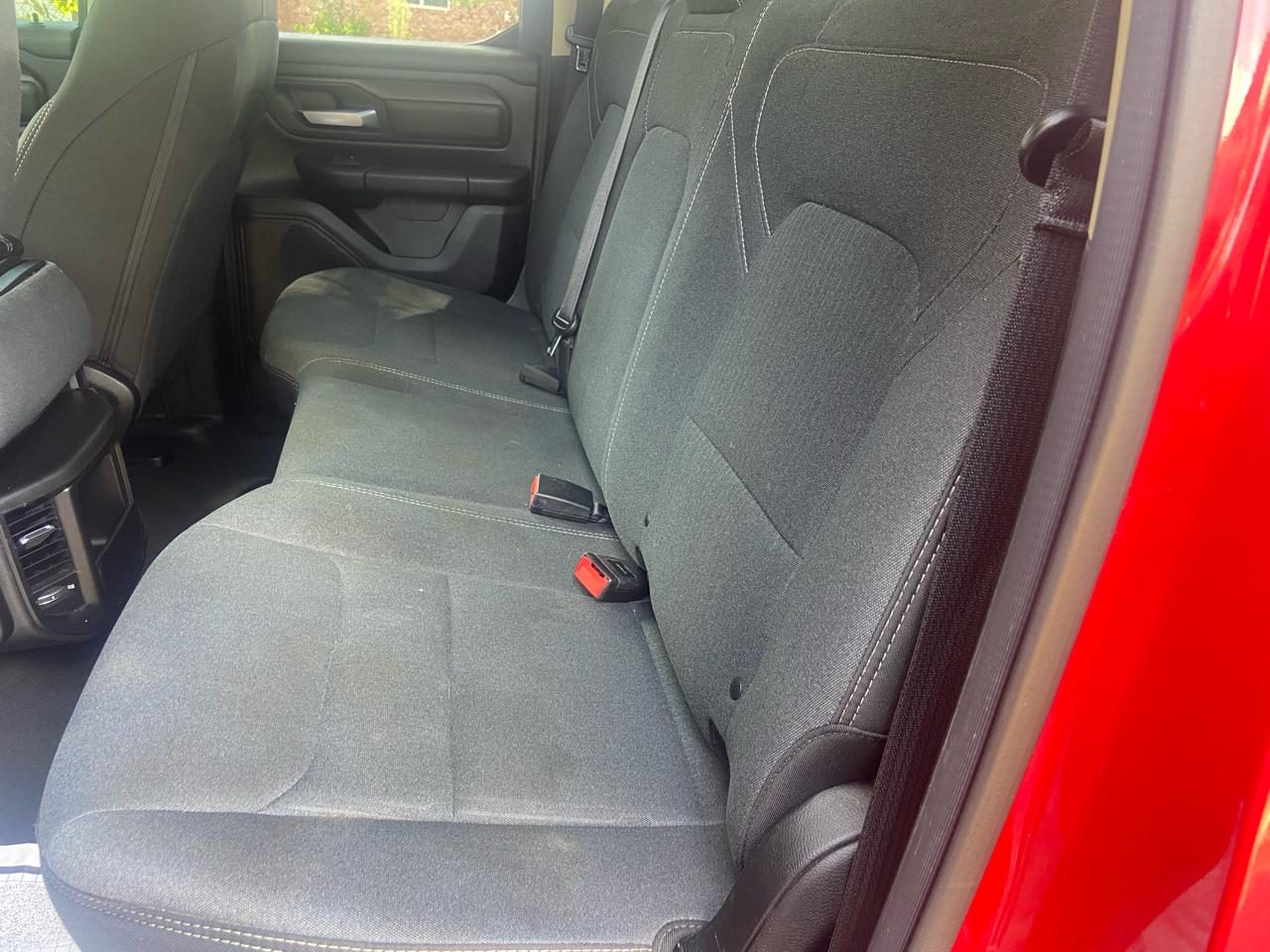 RAM 1500 4WD Quad Cab 140.5" Tradesman 2019