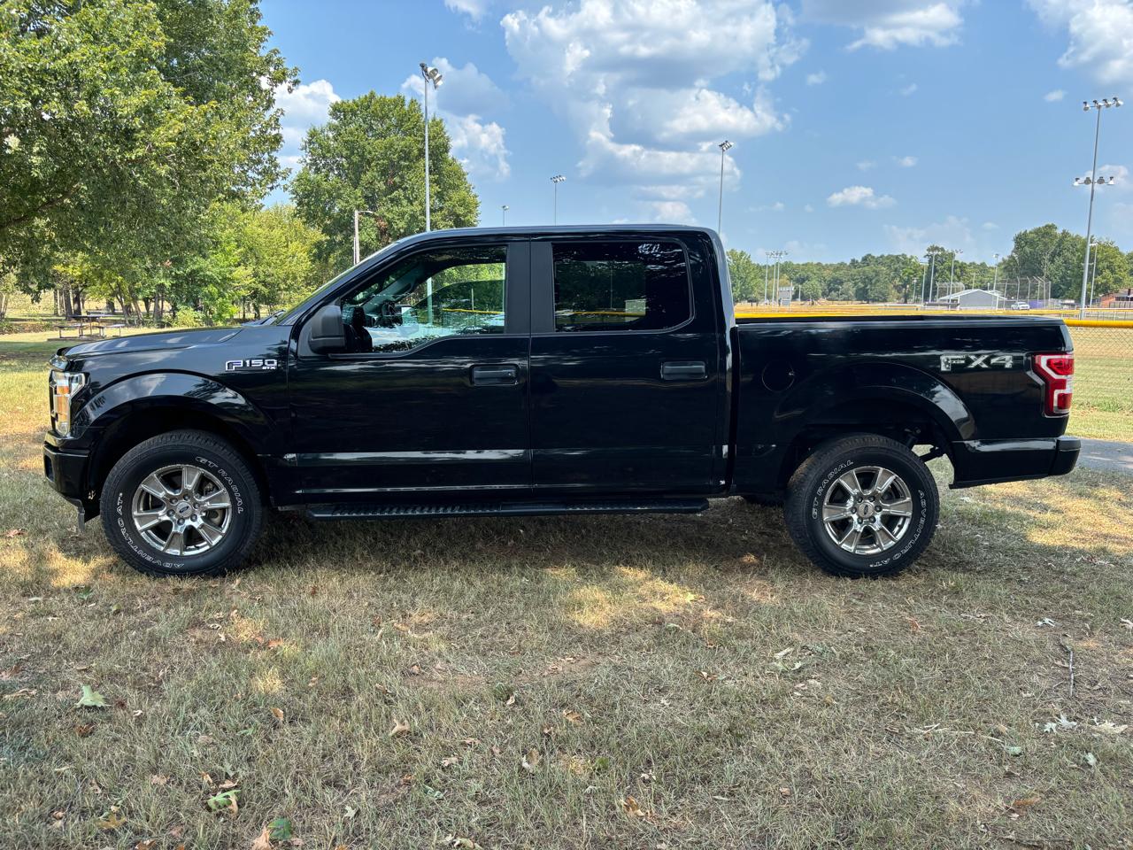 Ford F-150 4WD SuperCrew 145" FX4 2019