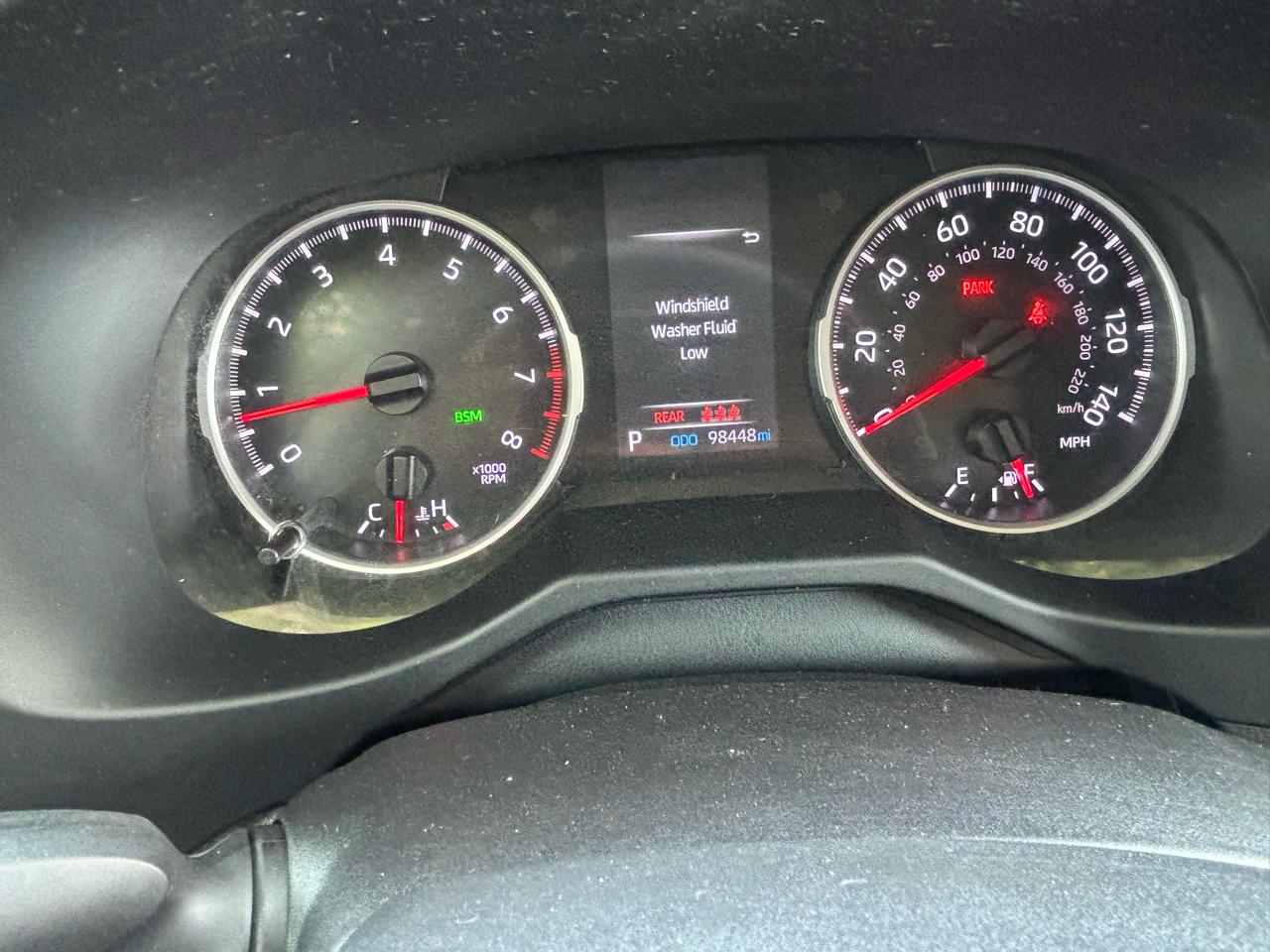 Toyota RAV4 XLE Premium FWD (Natl) 2021