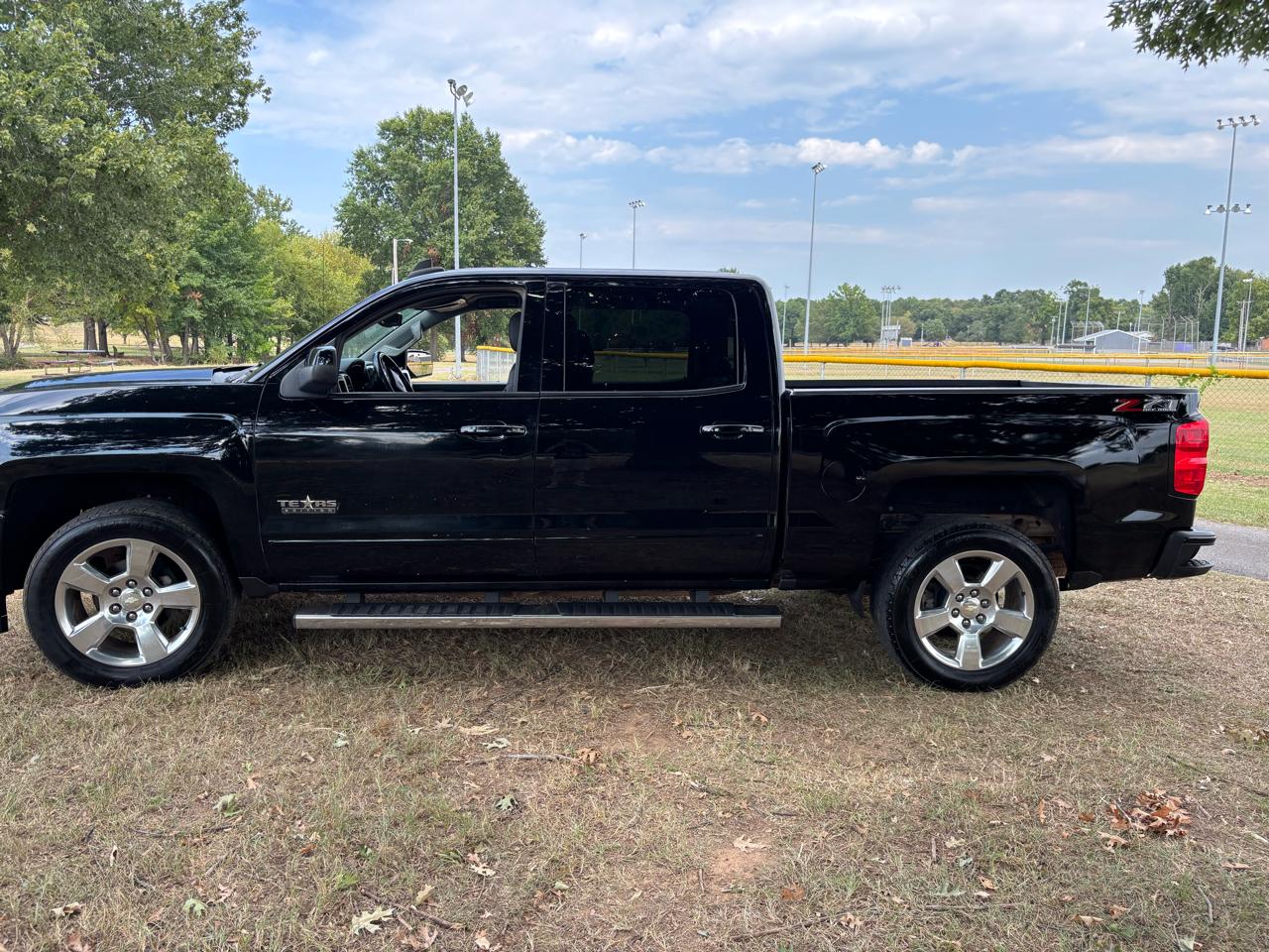 Chevrolet Silverado 1500 4WD Crew Cab 143.5" LT w/2LT 2018