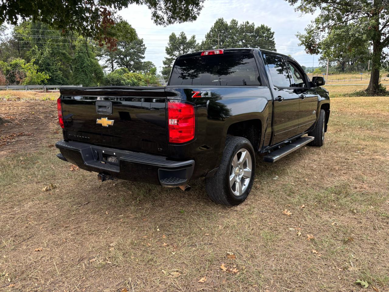 Chevrolet Silverado 1500 4WD Crew Cab 143.5" LT w/2LT 2018