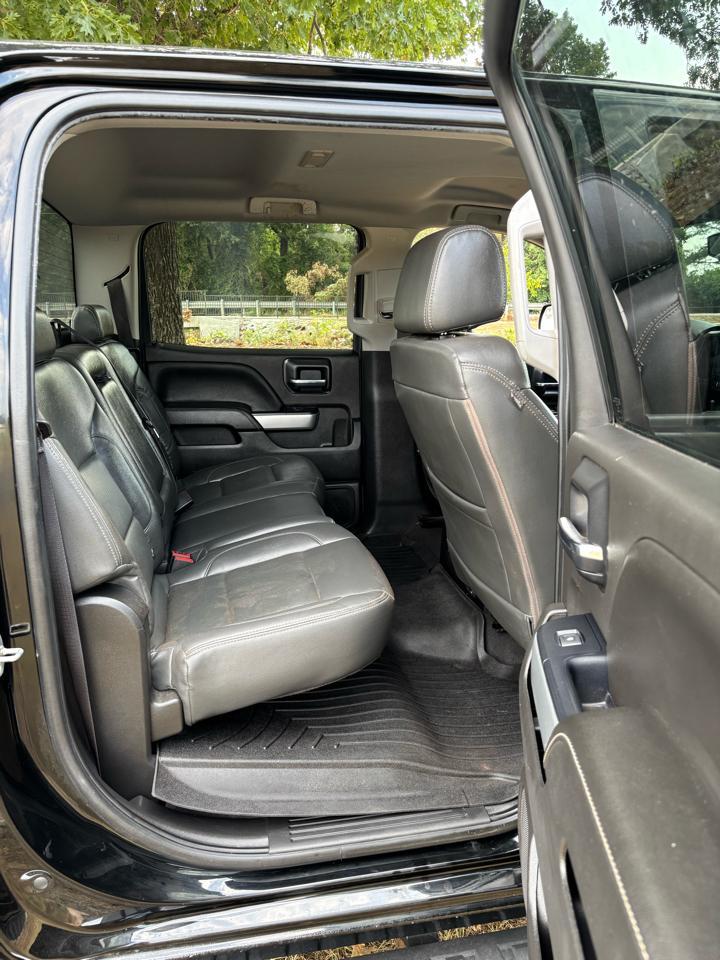 Chevrolet Silverado 1500 4WD Crew Cab 143.5" LT w/2LT 2018