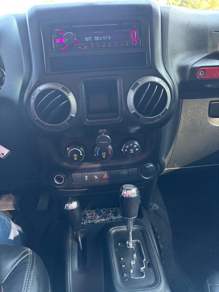 Jeep Wrangler Unlimited 4WD 4dr Sport 2016
