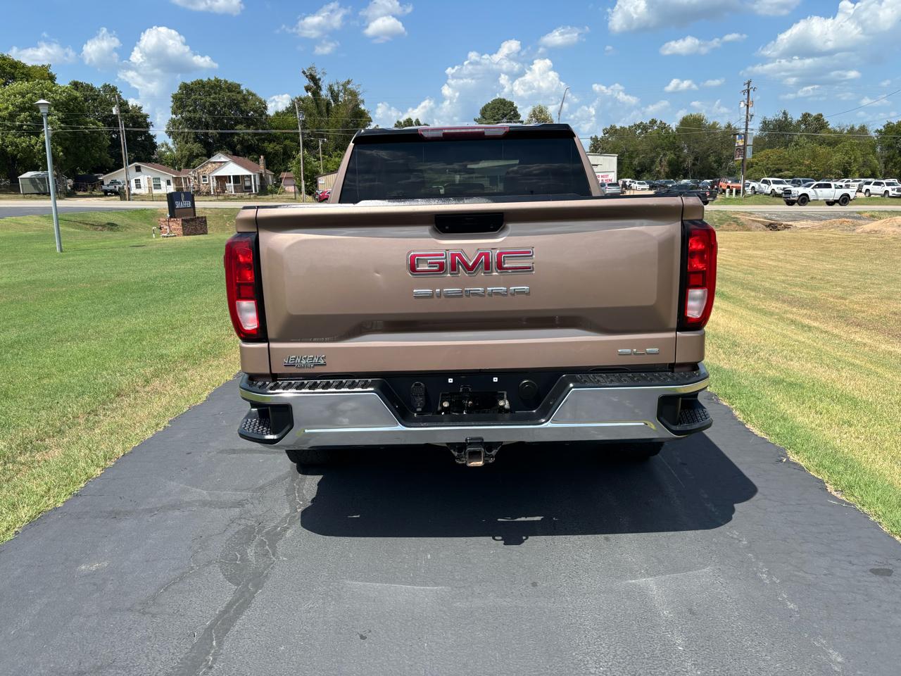 GMC Sierra 1500 4WD Crew Cab 147" SLE 2019