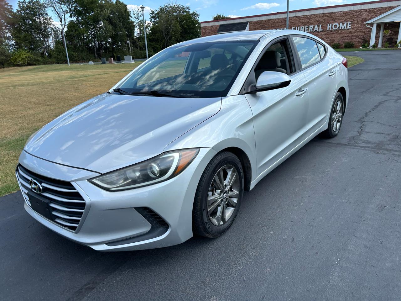 Hyundai Elantra SE 2.0L Auto (Alabama) 2017