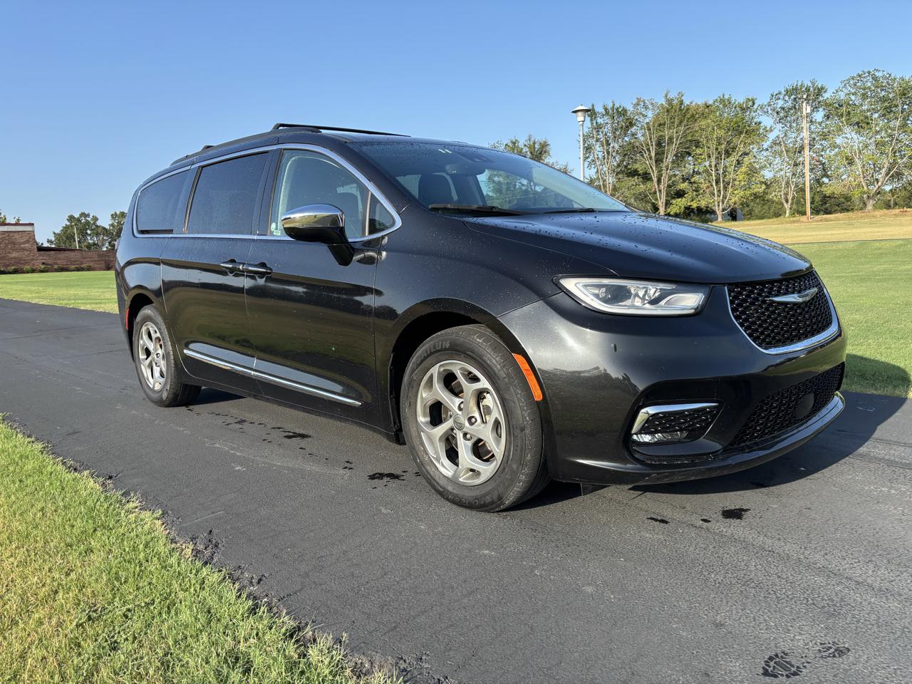 Chrysler Pacifica Touring L FWD 2021