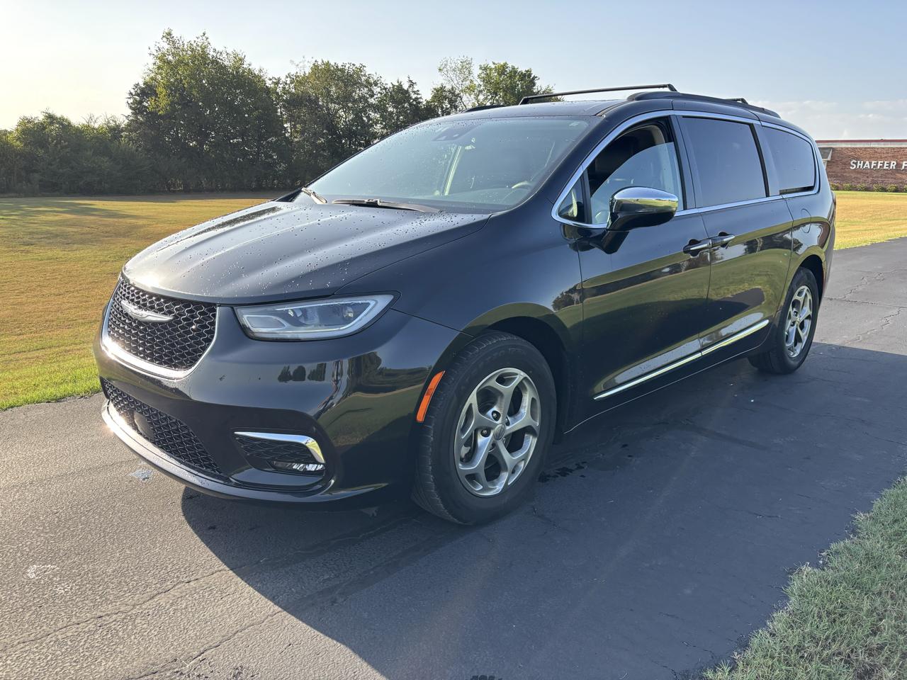 Chrysler Pacifica Touring L FWD 2021
