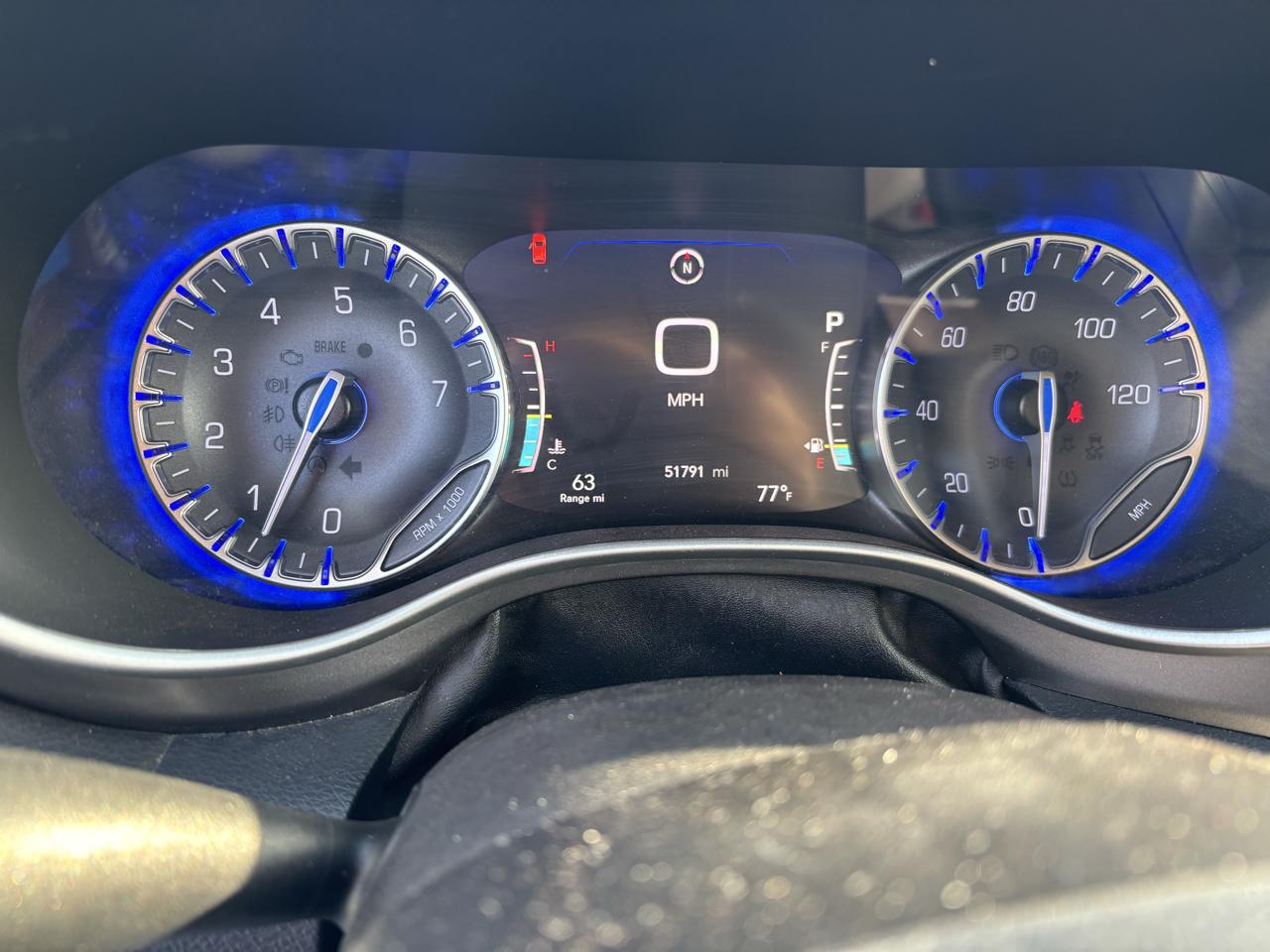 Chrysler Pacifica Touring L FWD 2021