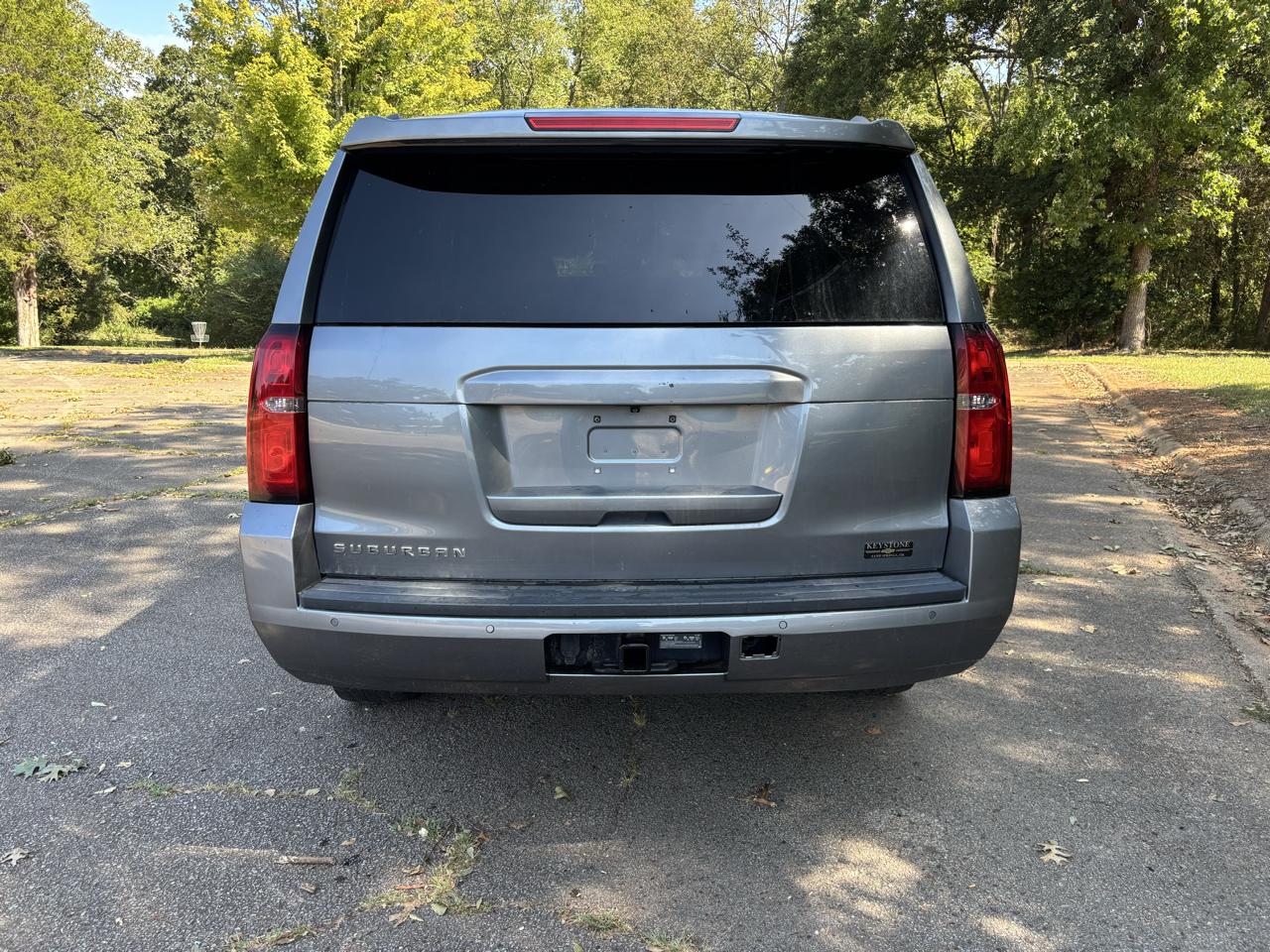 Chevrolet Suburban 2WD 4dr 1500 LT 2019
