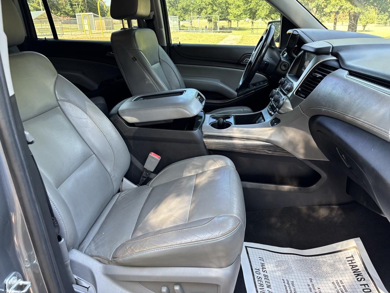 Chevrolet Suburban 2WD 4dr 1500 LT 2019