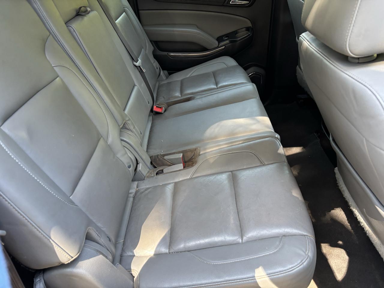 Chevrolet Suburban 2WD 4dr 1500 LT 2019