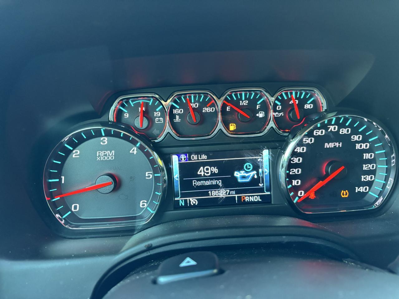 Chevrolet Suburban 2WD 4dr 1500 LT 2019