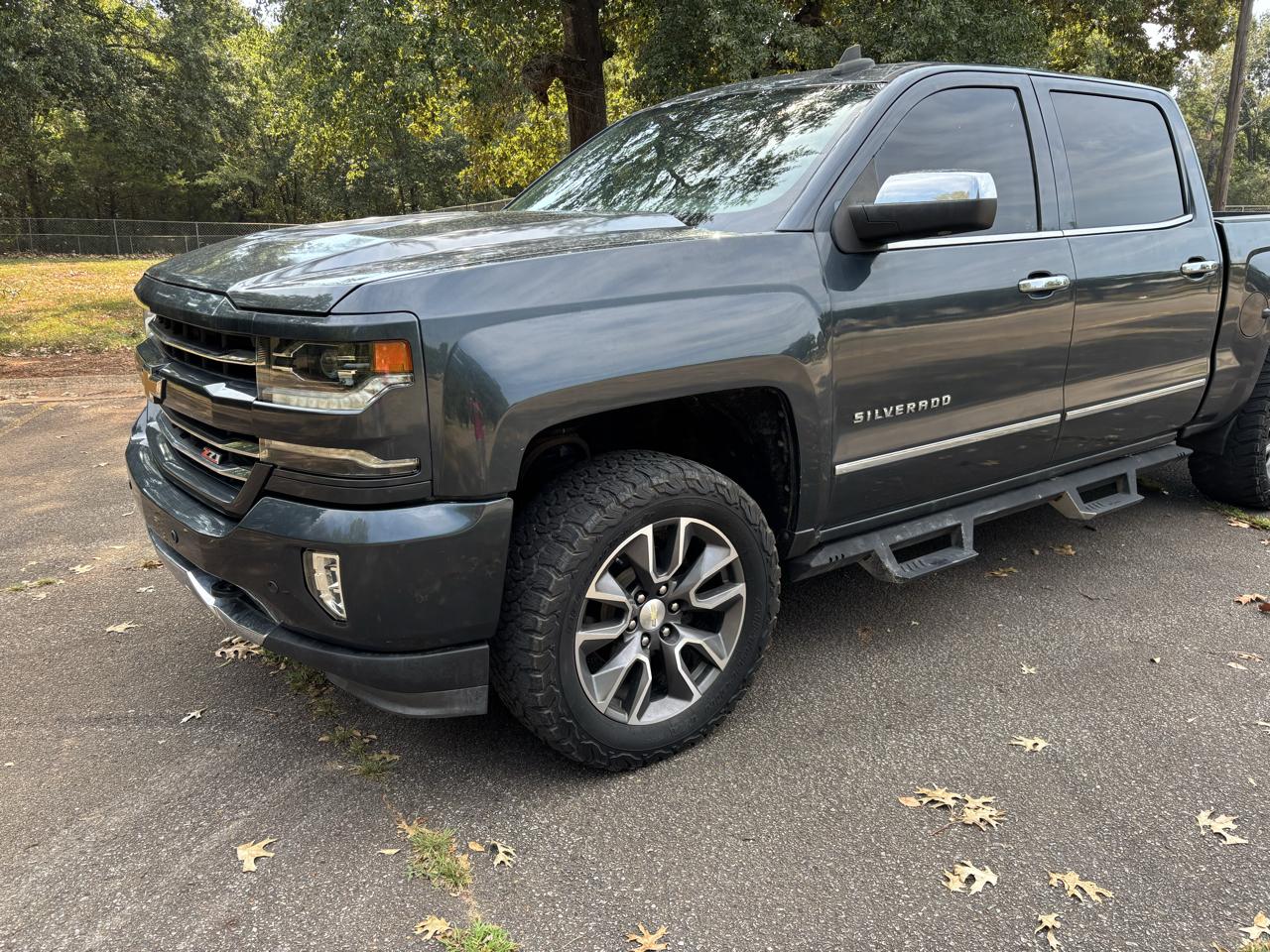 Chevrolet Silverado 1500 4WD Crew Cab 143.5" LTZ w/2LZ 2018