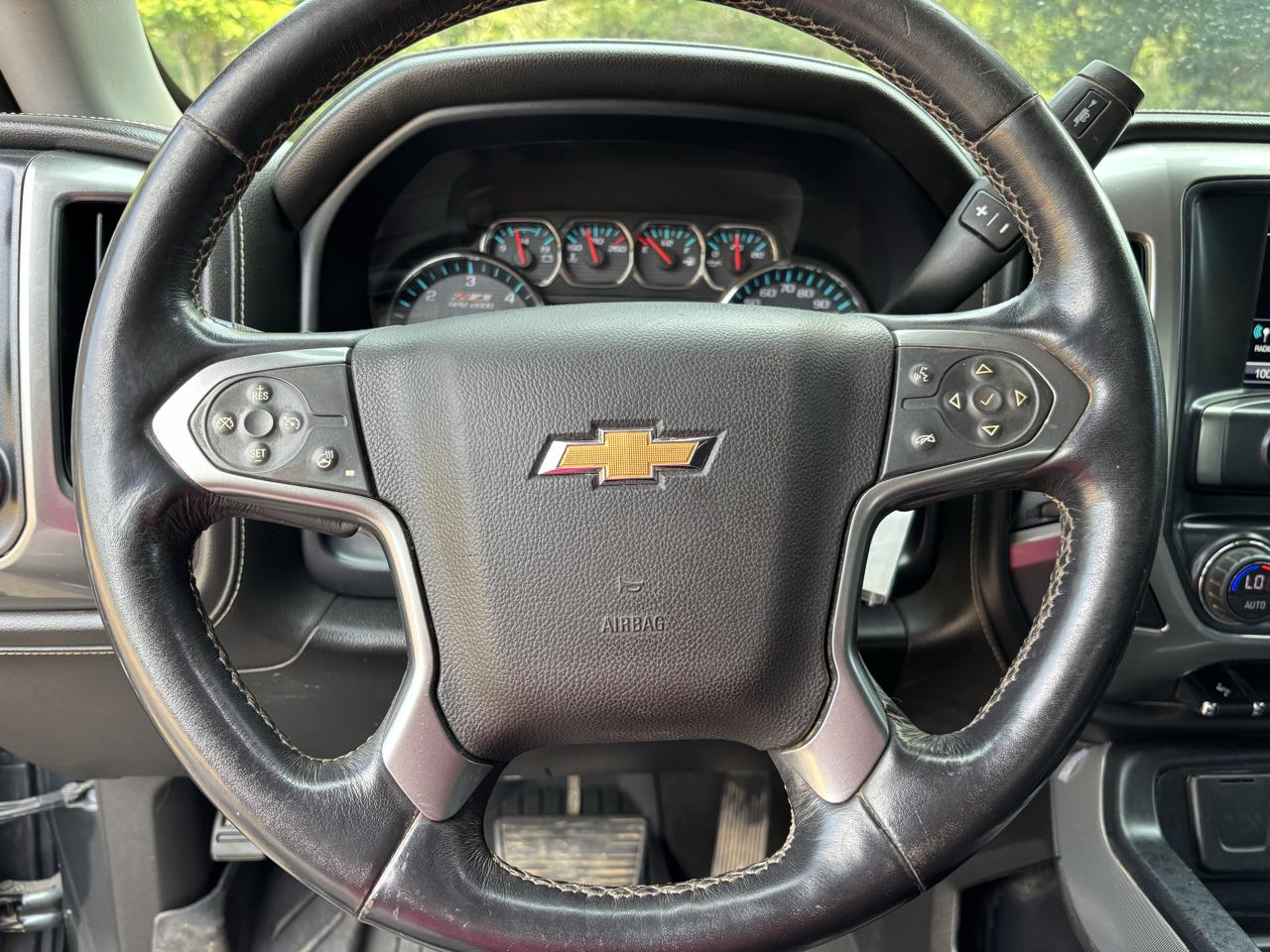 Chevrolet Silverado 1500 4WD Crew Cab 143.5" LTZ w/2LZ 2018