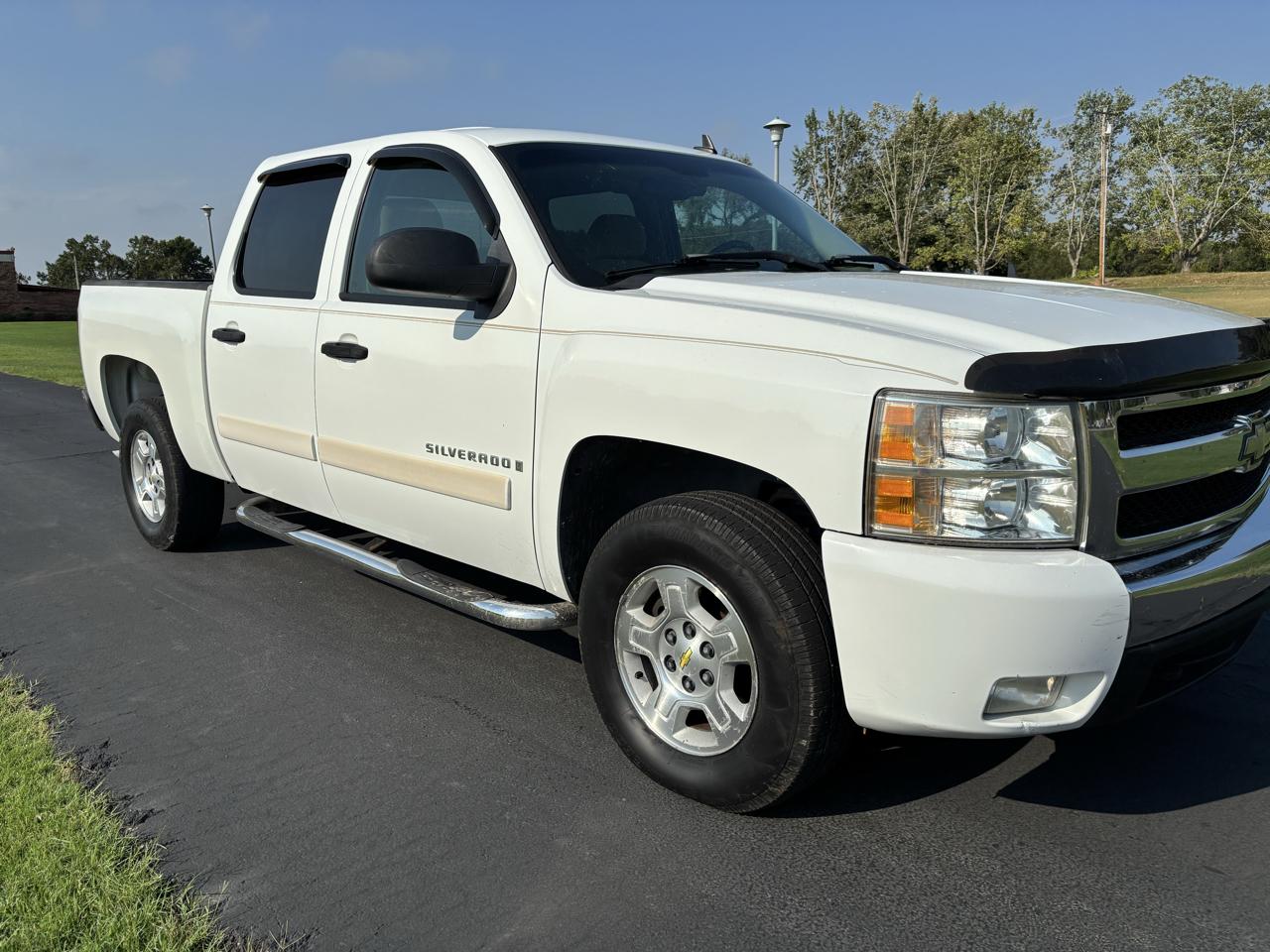Chevrolet Silverado 1500 2WD Crew Cab 143.5" LT w/1LT 2007