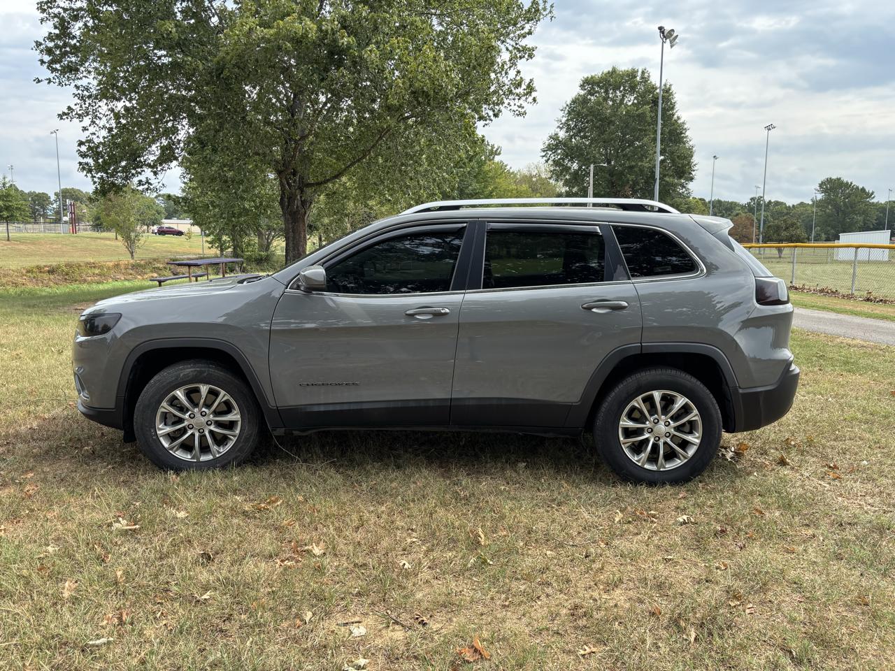 Jeep Cherokee Latitude Plus 4x4 2021