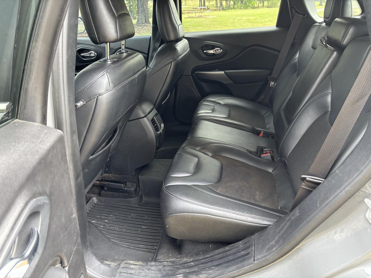 Jeep Cherokee Latitude Plus 4x4 2021