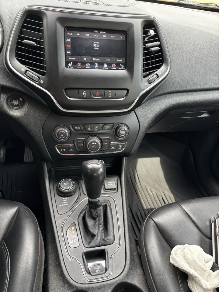 Jeep Cherokee Latitude Plus 4x4 2021