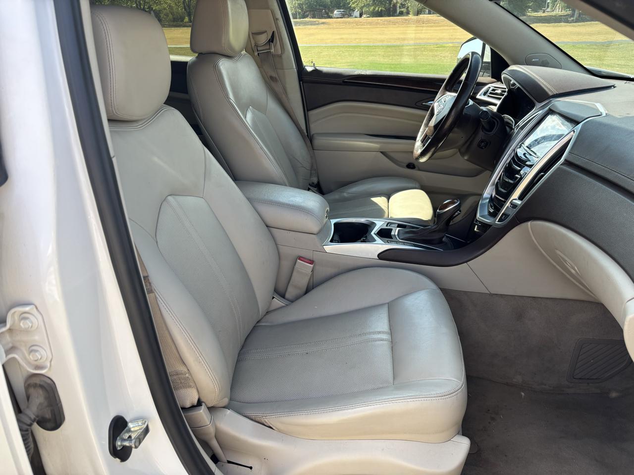 Cadillac SRX FWD 4dr Luxury Collection 2015