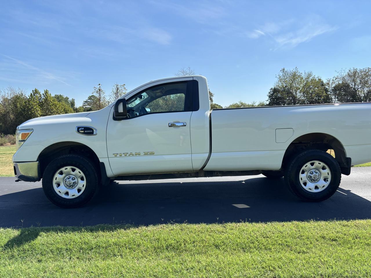 Nissan Titan XD 4x4 Diesel Single Cab SV 2017