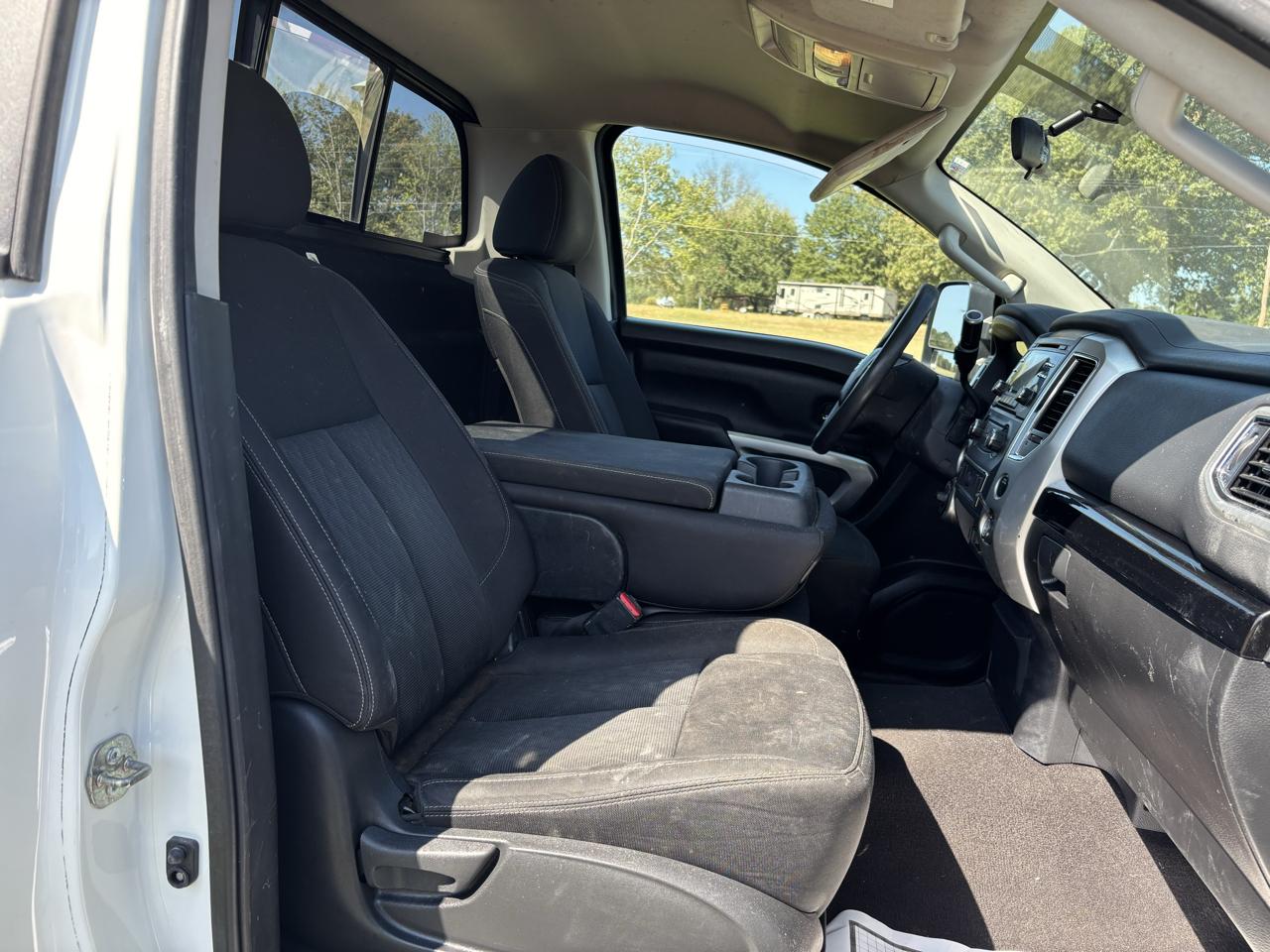 Nissan Titan XD 4x4 Diesel Single Cab SV 2017