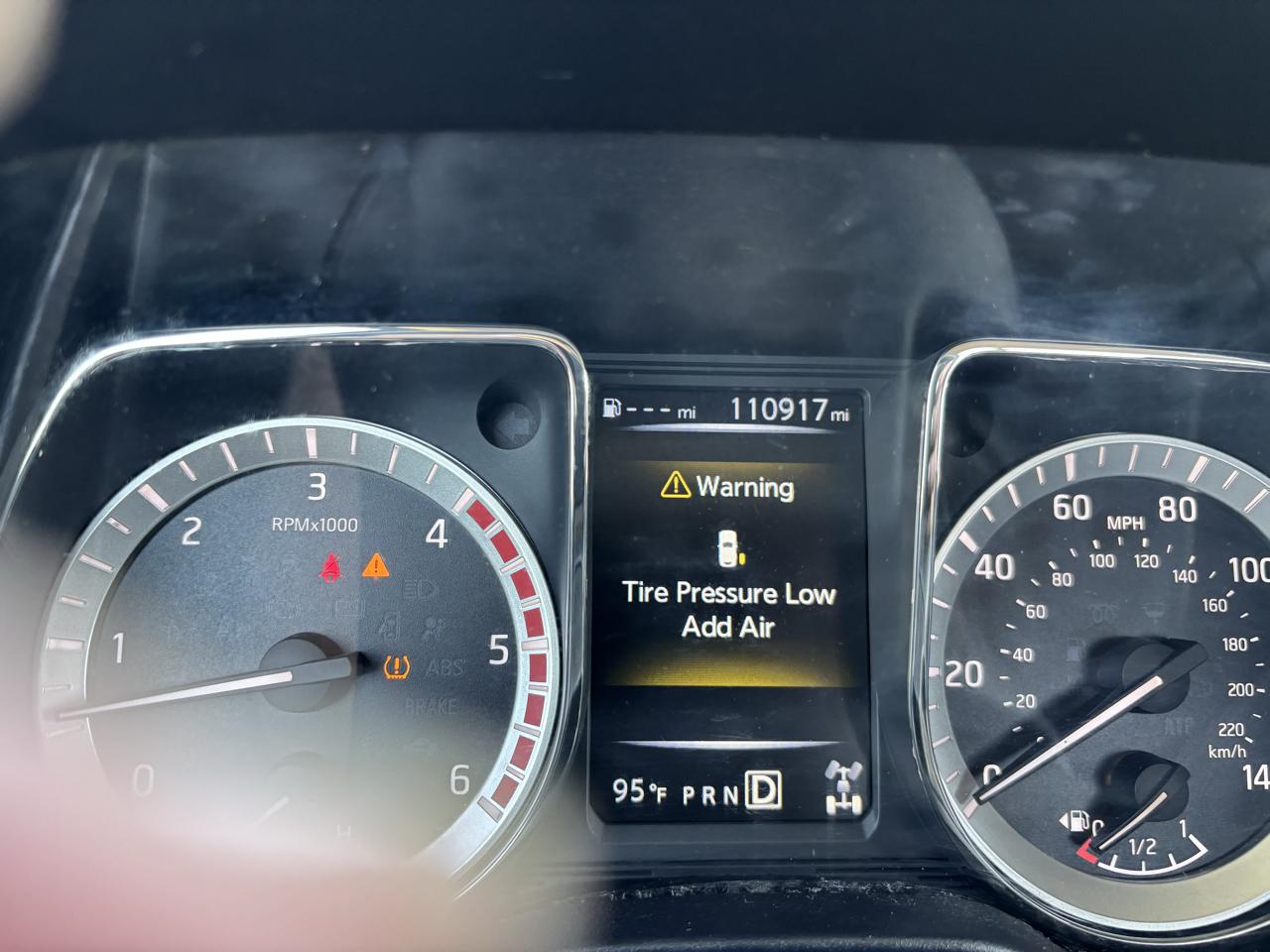 Nissan Titan XD 4x4 Diesel Single Cab SV 2017