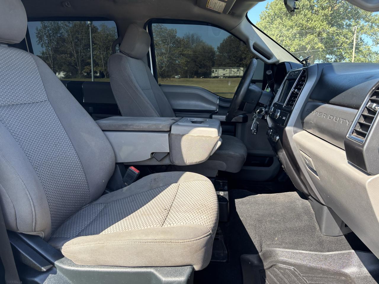 Ford Super Duty F-250 SRW King Ranch 4WD Crew Cab 8' Box 2021