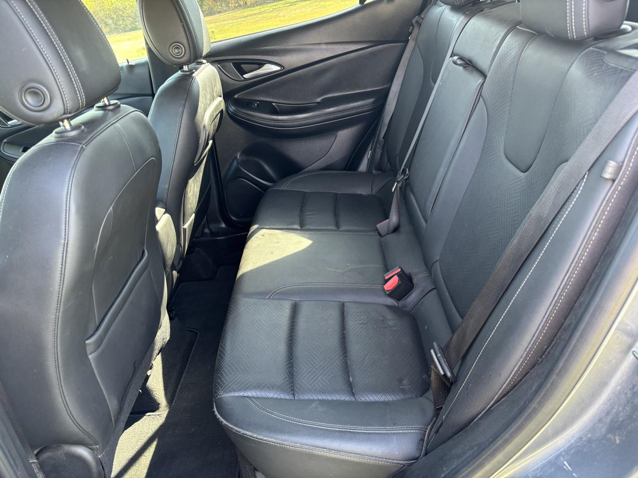 Buick Encore GX FWD 4dr Essence 2020
