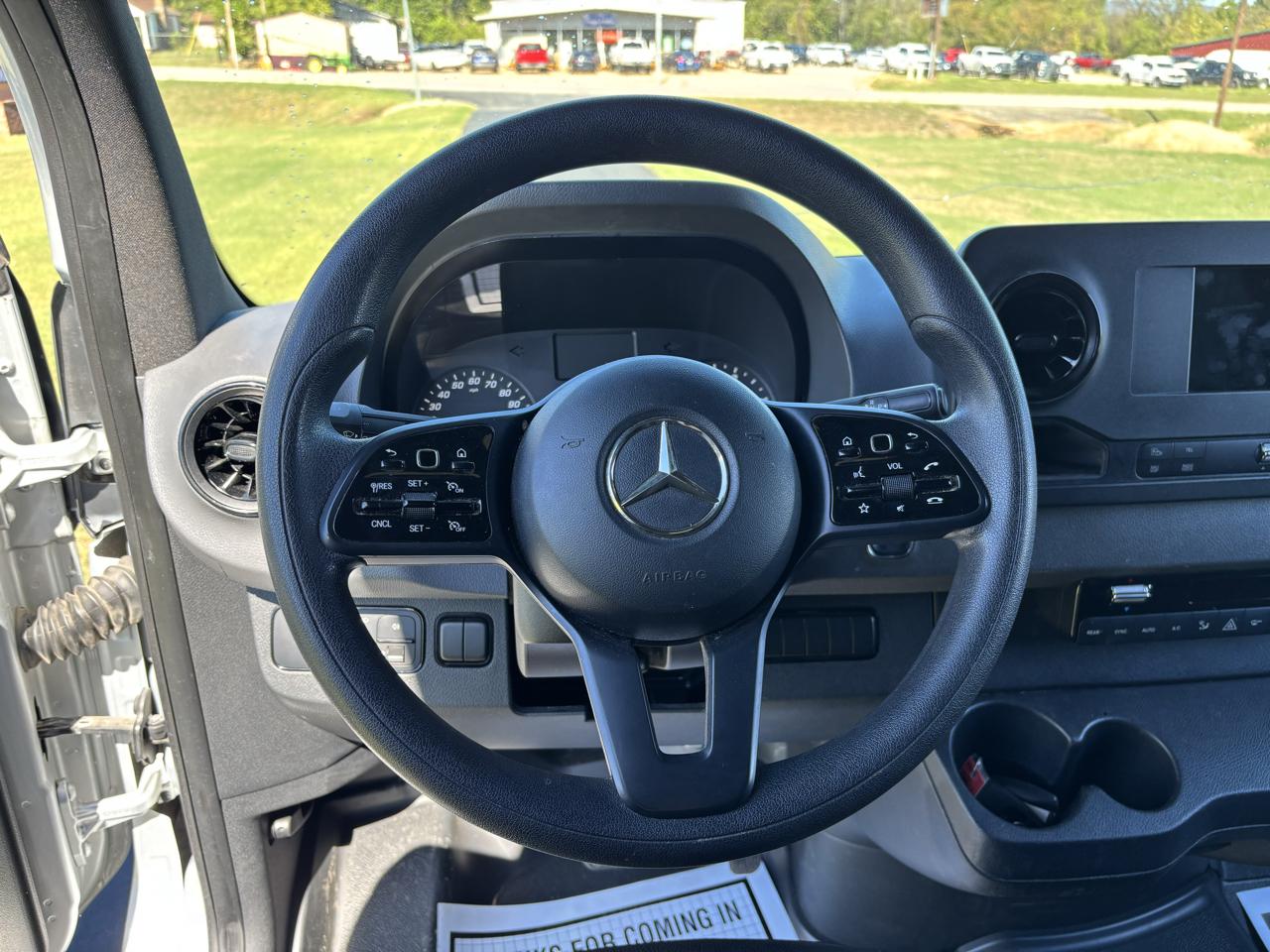 Mercedes-Benz Sprinter Passenger Van 2500 High Roof V6 144" RWD 2019